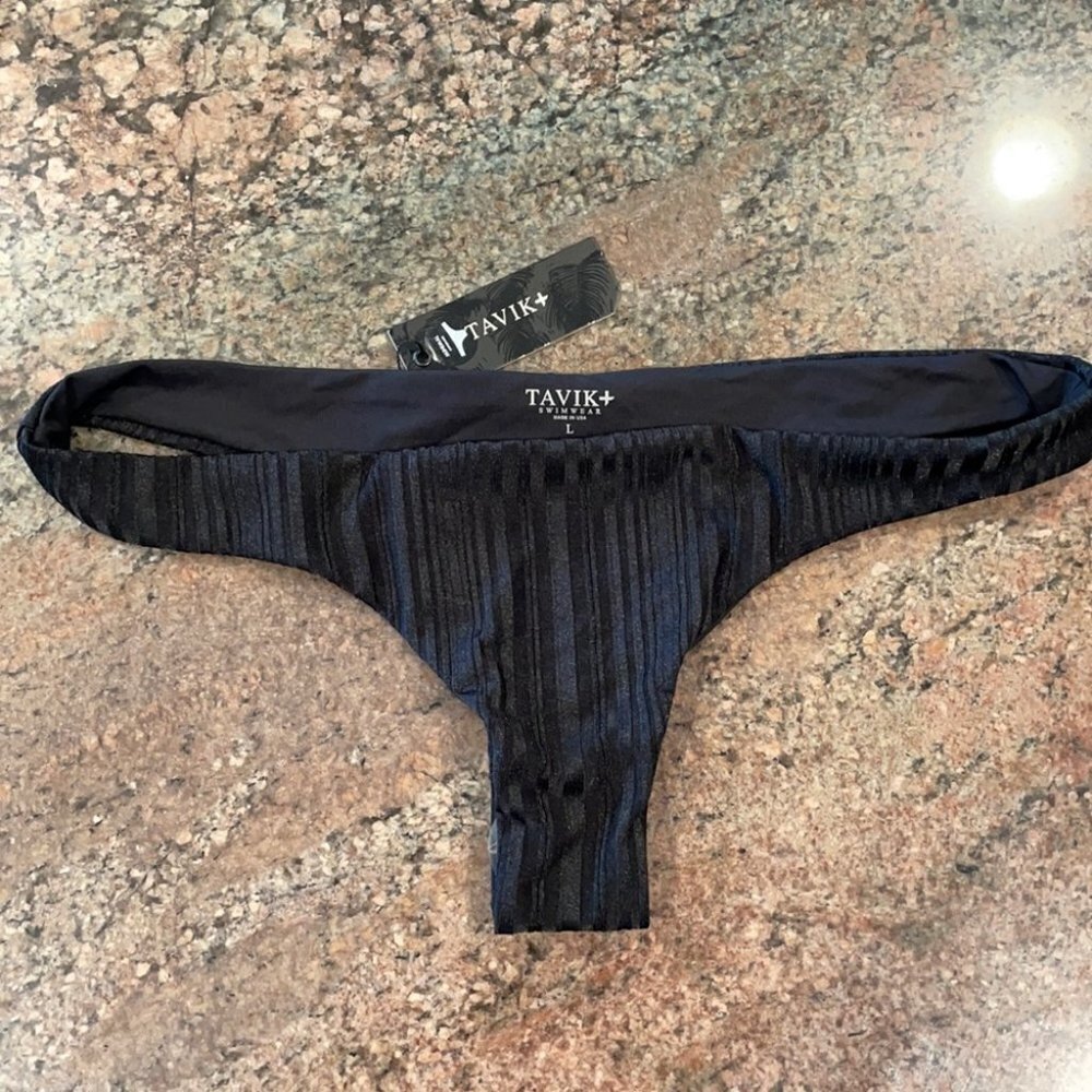 L Tavik Swim Bottom E02 5293